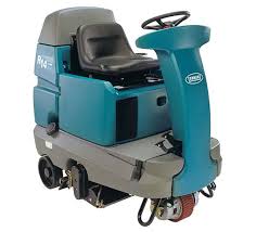 Ride-on Carpet Extractor